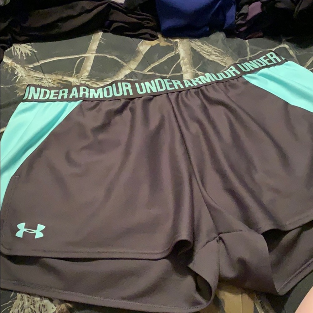 Like new under Armour shorts